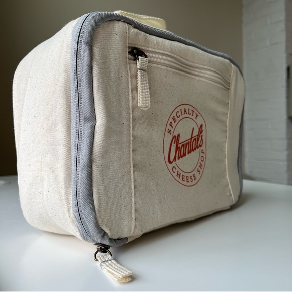 Thermal Bag NWOT | Cheese Shop vintage style white oat cream grey zip - Picture 3 of 6